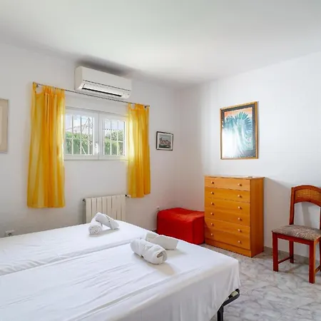 Mit Privatpool Fuer 5 Personen Ca 100 Qm In Nerja, Andalusien Costa Del Sol Nerja