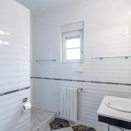 Mit Privatpool Fuer 5 Personen Ca 100 Qm In Nerja, Andalusien Costa Del Sol * Nerja