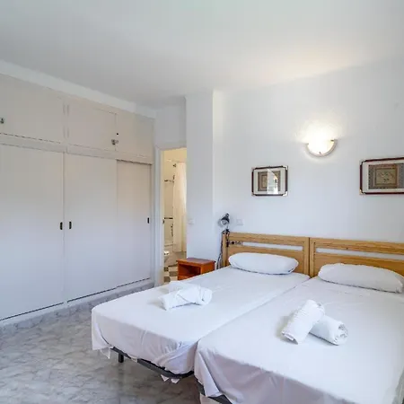 Mit Privatpool Fuer 5 Personen Ca 100 Qm In Nerja, Andalusien Costa Del Sol