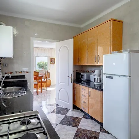 Mit Privatpool Fuer 5 Personen Ca 100 Qm In Nerja, Andalusien Costa Del Sol