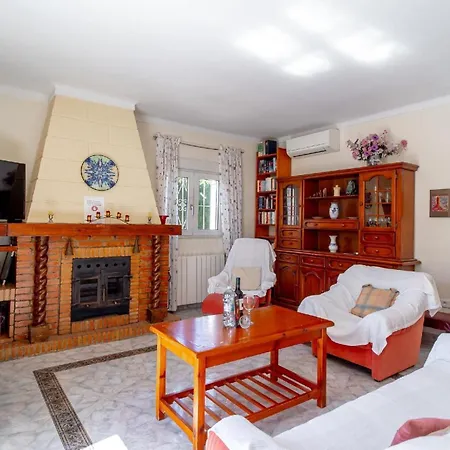 Mit Privatpool Fuer 5 Personen Ca 100 Qm In Nerja, Andalusien Costa Del Sol