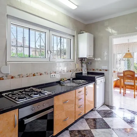 Mit Privatpool Fuer 5 Personen Ca 100 Qm In Nerja, Andalusien Costa Del Sol بيت للعطل نيرخا